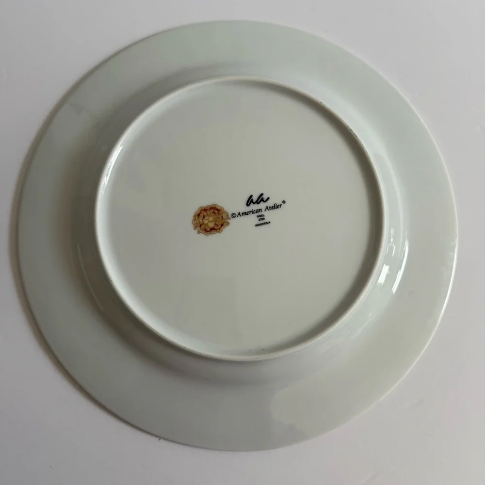 American Atelier Noel Red and Gold Decorative Dinner Plate Replacement